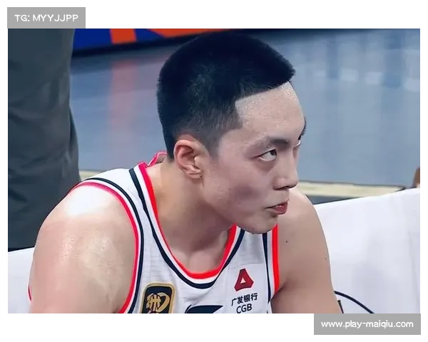 胡明轩带伤砍14分，杜锋怒批其状态起伏